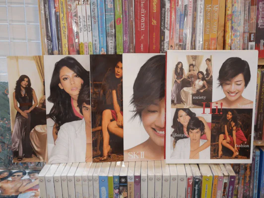 Hi! Boxset สวย 4 เล่ม รูปที่ 1