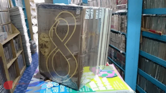 รวมผลงานอมตะ ฟุจิโกะ SF คอลเล็คชั่น เล่ม 1-8 มือหนึ่ง (คนเขียนโดราเอมอน) รูปที่ 1