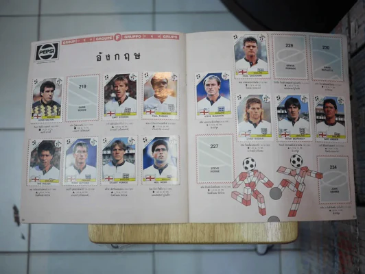 ITALIA'90 World Cup สมุดภาพสะสมสติกเกอร์ฟุตบอลโลก 1990 รูปที่ 9