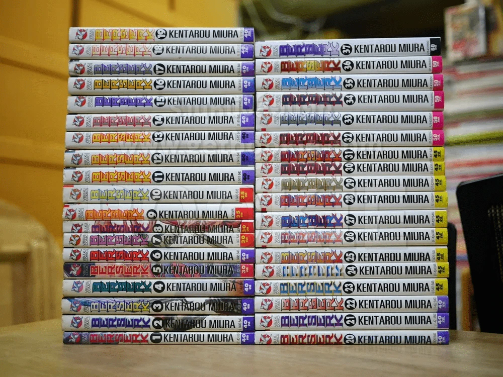 Berserk เล่ม 1-37 รูปที่ 2