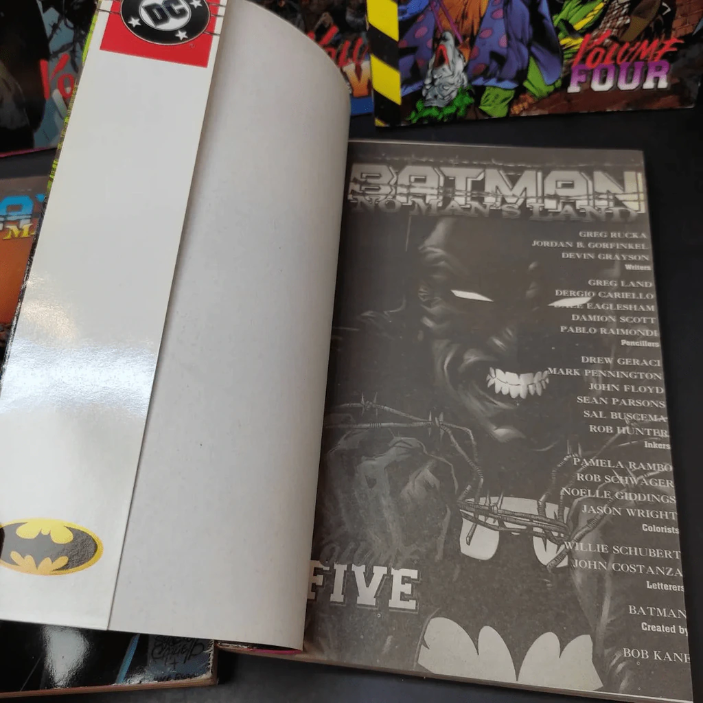 Batman No Man's Land 5 เล่มจบ รูปที่ 13