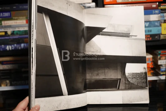 Architecture of Zaha Hadid in Photographs By Helene Binet รูปที่ 6