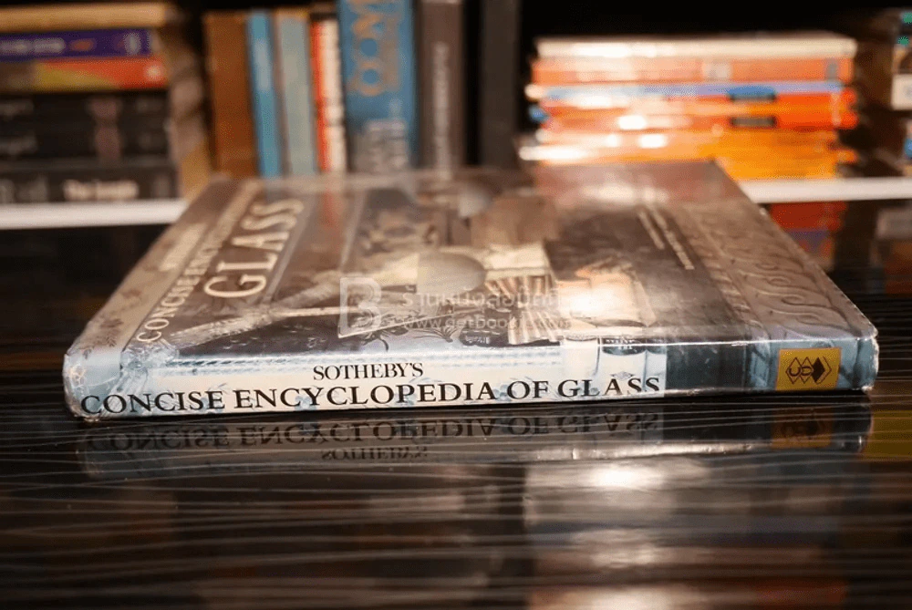 Sotheby's Concise Encyclopedia of Glass รูปที่ 2
