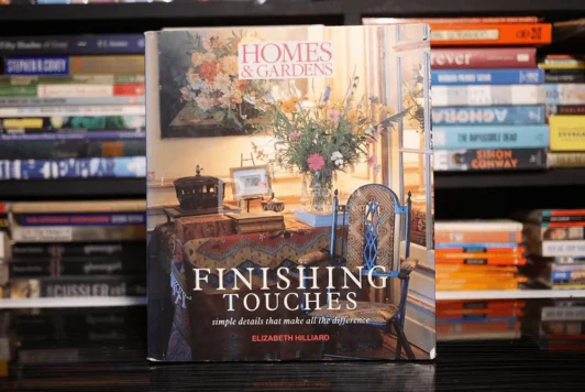 Homes & Gardens Finishing Touches รูปที่ 1
