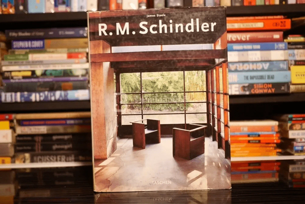 R.M.Schindler รูปที่ 1