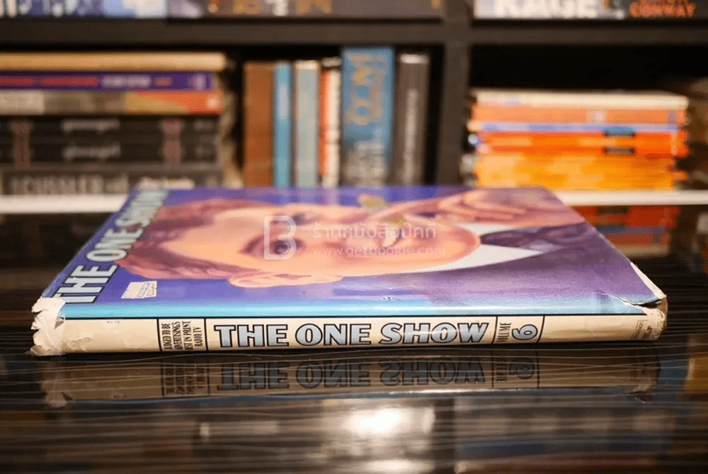 1985 The One Show : Volume 6 Vintage Graphic Design Advertising Book Retro 1980s รูปที่ 2