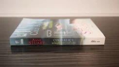 ชุดหัวใจน้ำแข็ง พยัคฆ์ร้ายหัวใจน้ำแข็ง Cold As Ice - Anne Stuart รูปที่ 2