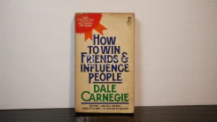 How to Win Friends & Influence People - Dale Carnegie รูปที่ 1