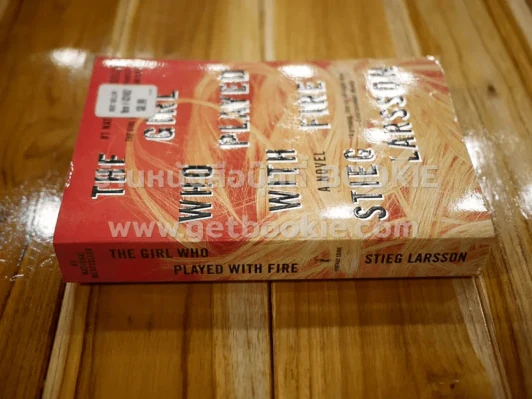 The Girl Who Played With Fire - Stieg Larsson รูปที่ 2
