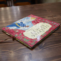 The Sleeping Beauty A Pop-up Book by Phillida Gili รูปที่ 4