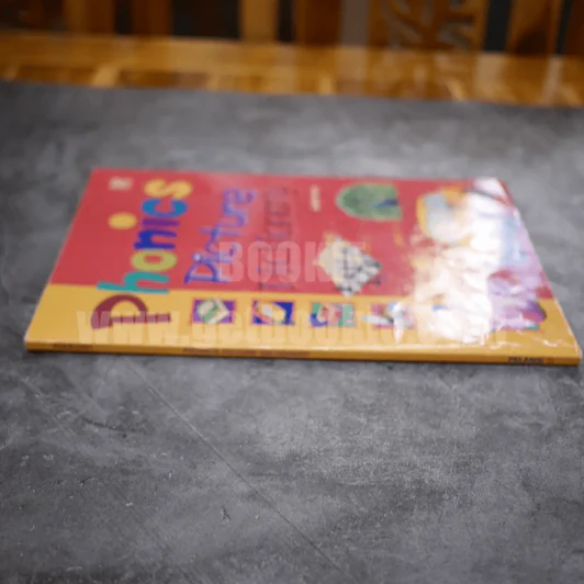 Phonics Picture Dictionary - Judith Sim รูปที่ 2