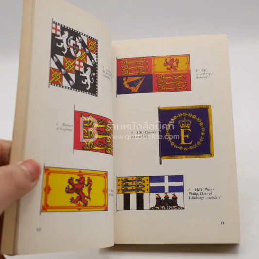 The New Observer's Book of Flags - William Crampton รูปที่ 3