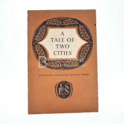 A Tale of Two Cities รูปที่ 1