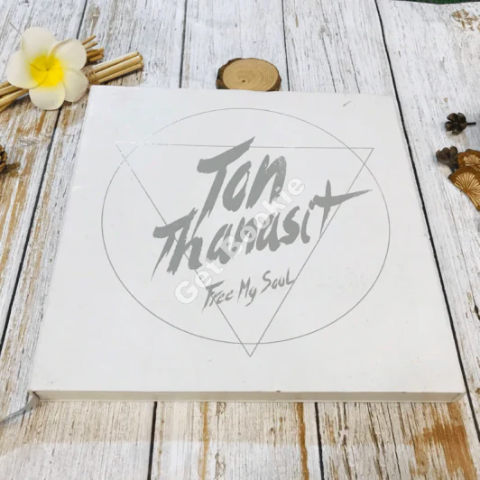 Photobook Ton Thanasit Free My Soul รูปที่ 1