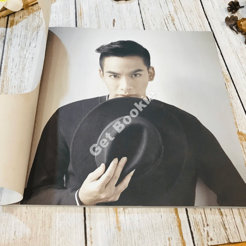 Photobook Ton Thanasit Free My Soul รูปที่ 8