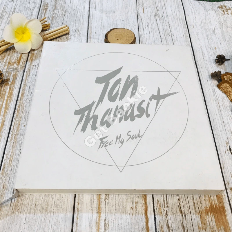 Photobook Ton Thanasit Free My Soul รูปที่ 1