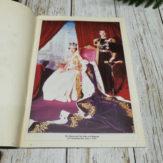 Silver Jubilee of Her Majesty The Queen 1952-1977 รูปที่ 6