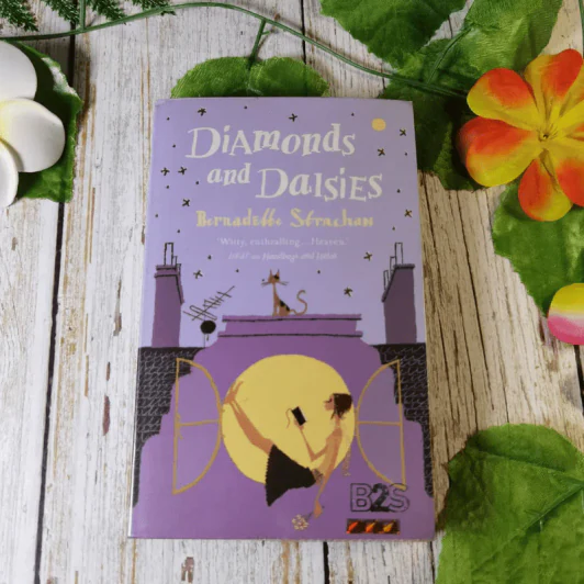 Diamonds and Daisies - Bernadette Strachan รูปที่ 1