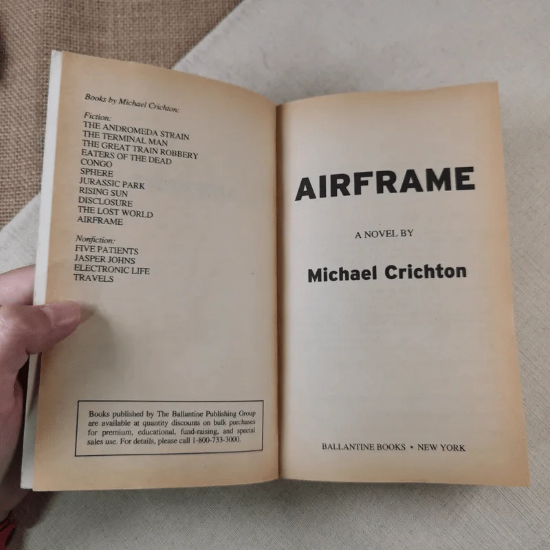 Airframe - Michael Crichton รูปที่ 4