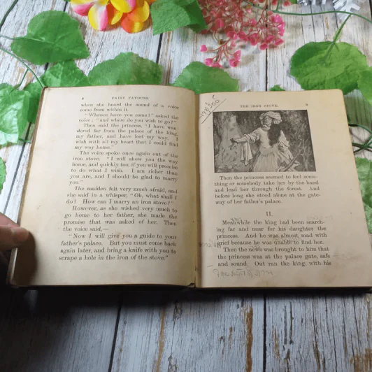 The Royal Treasury of Story and Song รูปที่ 6