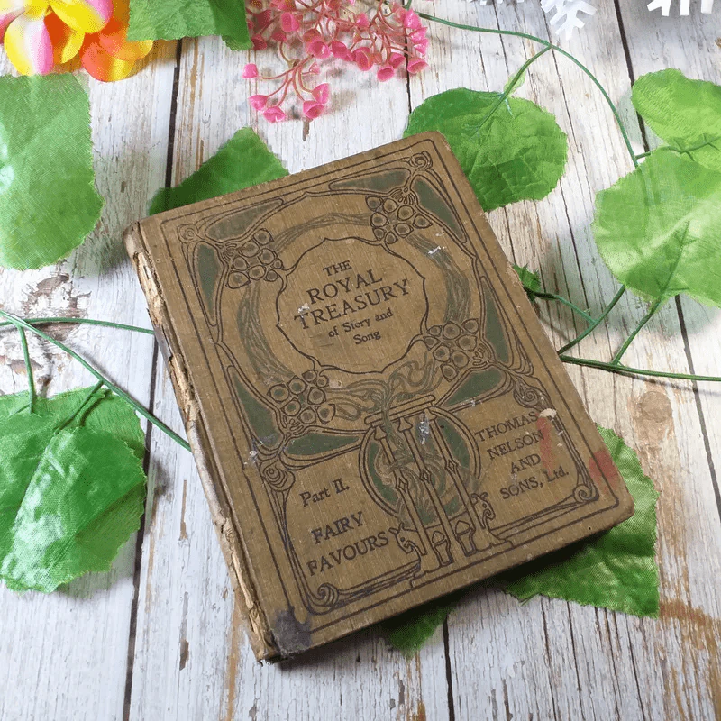 The Royal Treasury of Story and Song รูปที่ 1