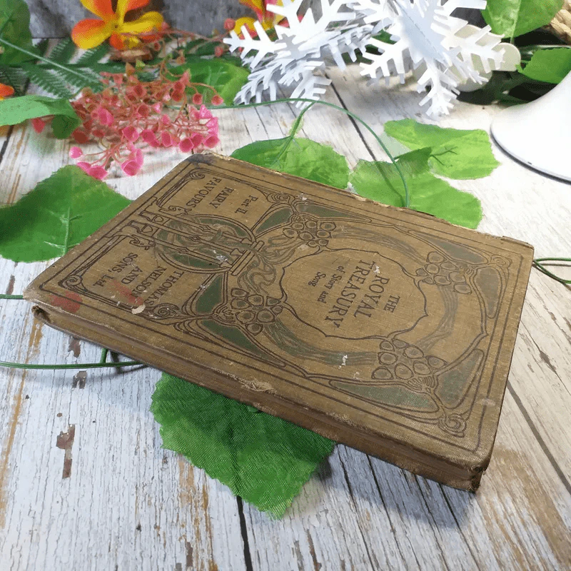 The Royal Treasury of Story and Song รูปที่ 3