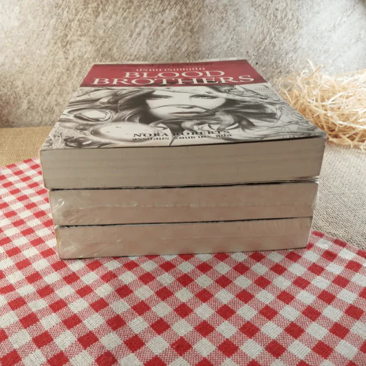 ชุด Sign of Seven Trilogy ปริศนารอยอดีต ลิขิตรักรอยอดีต เสน่หารอยอดีต - Sign of Seven Trilogy นอร่า โรเบิร์ตส์, จรรย์สมร เพิร์ล แปล รูปที่ 4