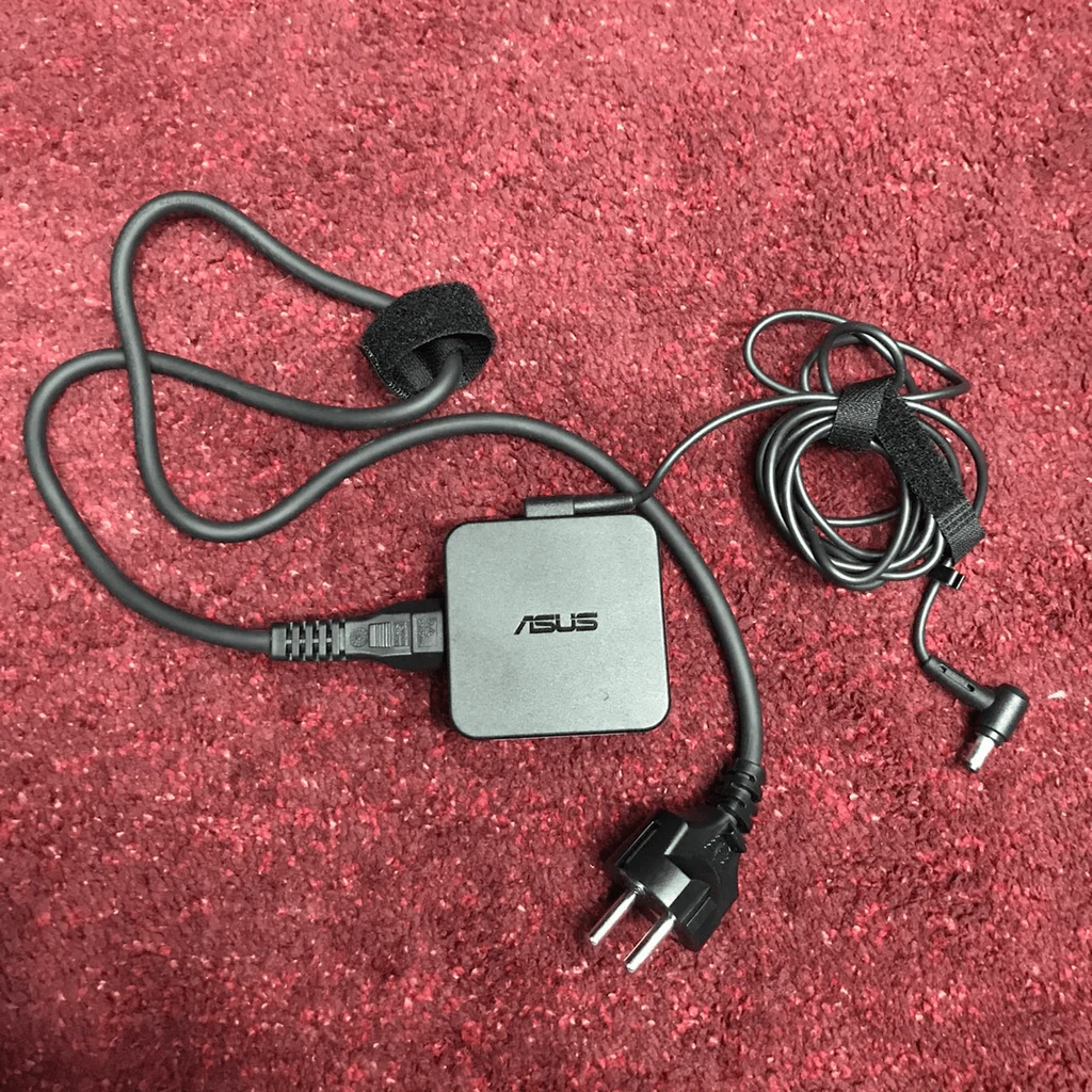 Router ASUS (GT-AX11000) Wireless AC6000 Tri-band Gigabit + แถมพัดลม 4 ตัว (มือสองสภาพดี อยู่ในประกัน) รูปที่ 12
