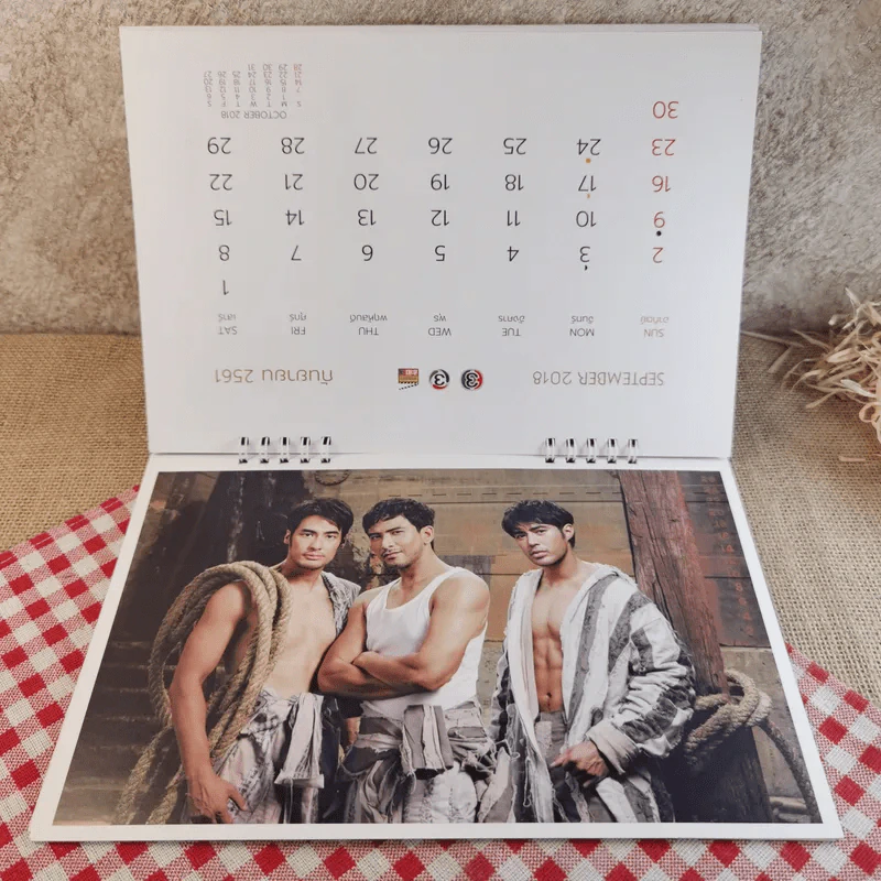 ปฏิทินช่อง 3 ปี พ.ศ. 2561 แบบตั้งโต๊ะ รูปที่ 10