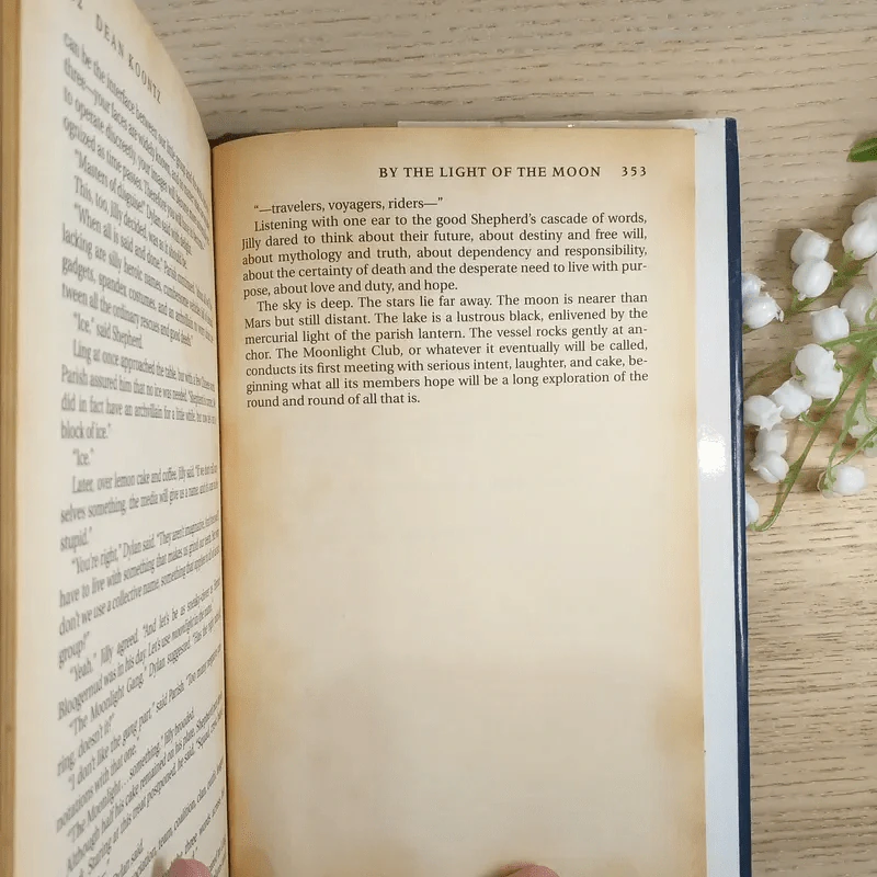 By the light of the moon - Dean Koontz รูปที่ 10