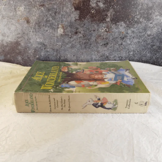 Alice in Wonderland four pop-up books รูปที่ 3