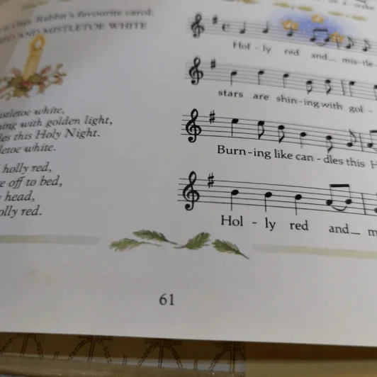 Little Grey Rabbit's Country Book รูปที่ 11