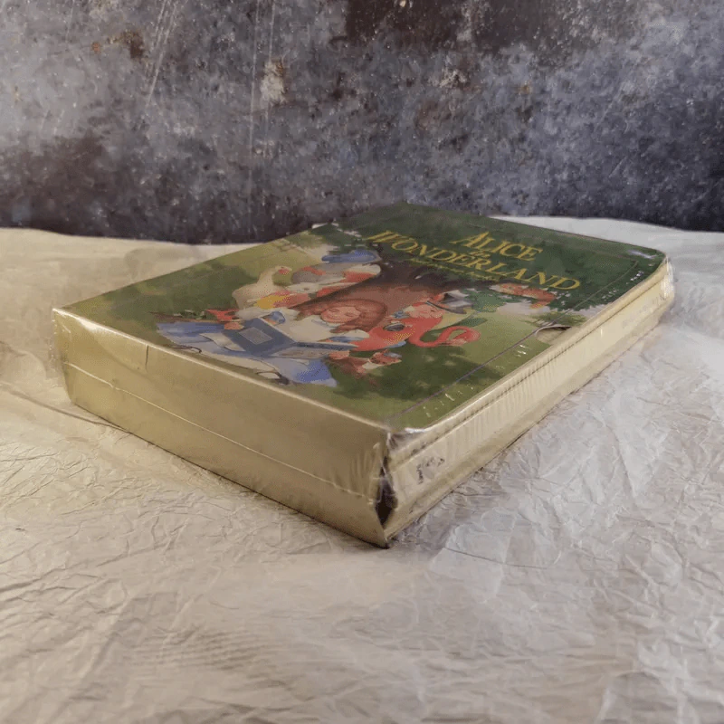 Alice in Wonderland four pop-up books รูปที่ 5