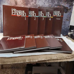Grolier Intermediate English Course 1-8 + Guide Boxset รูปที่ 1