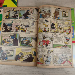 หนังสือการ์ตูน Walt Disnet's ขายรวม 5 เล่ม รูปที่ 20