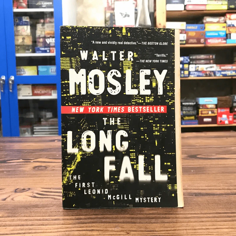 The Long Fall - Walter Mosley รูปที่ 1