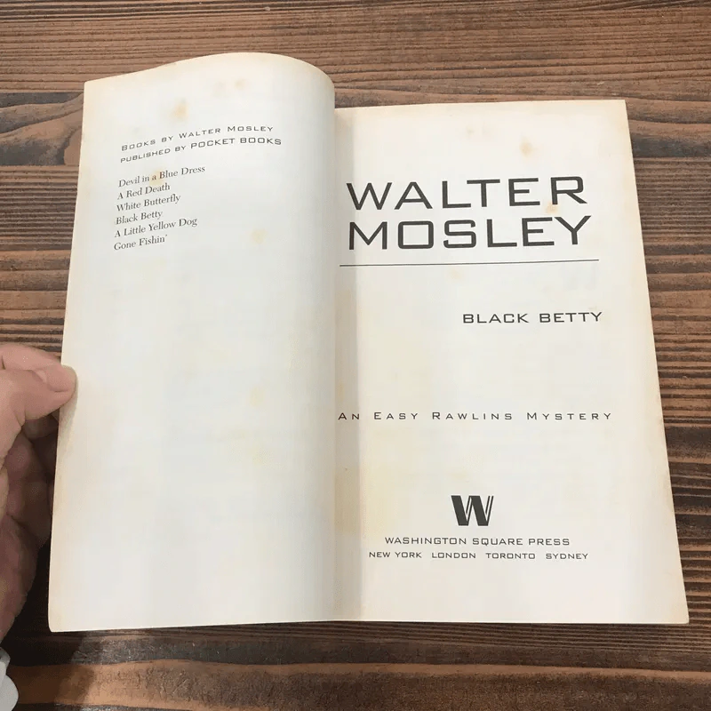 Walter Mosley - Black Betty รูปที่ 8