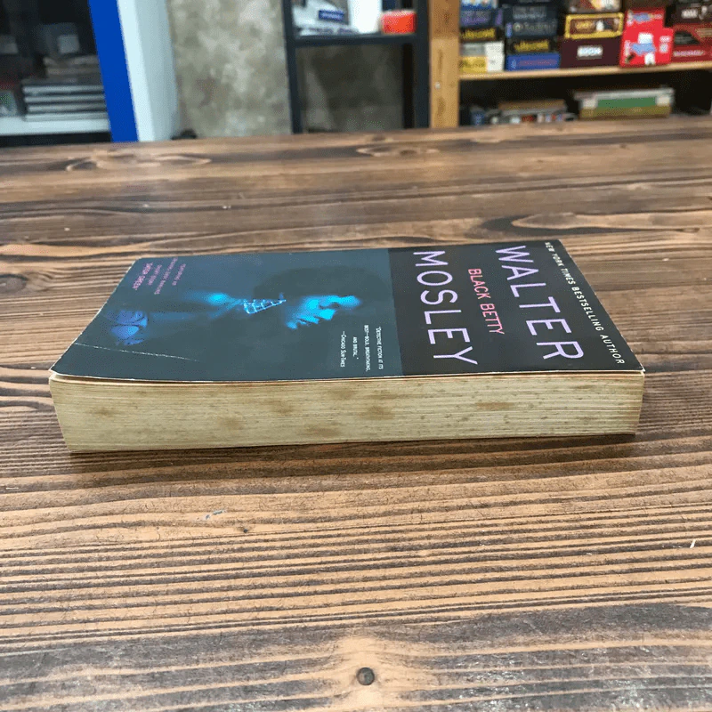 Walter Mosley - Black Betty รูปที่ 3