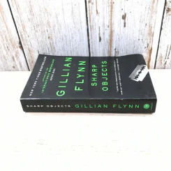 Sharp Objects - Gillian Flynn รูปที่ 2