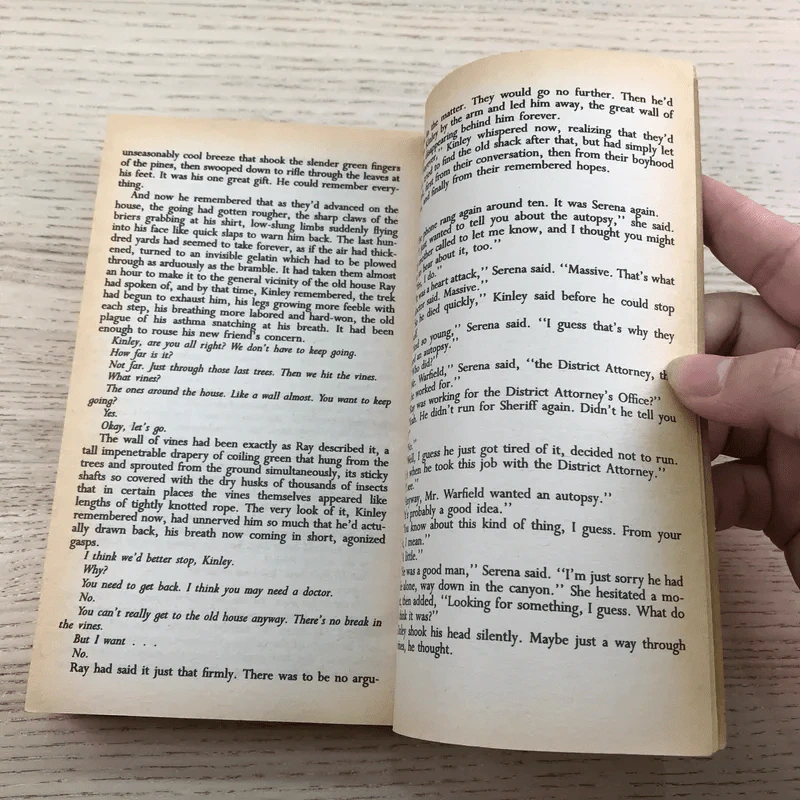 The Chatham School Affair - Thomas H. Cook รูปที่ 14