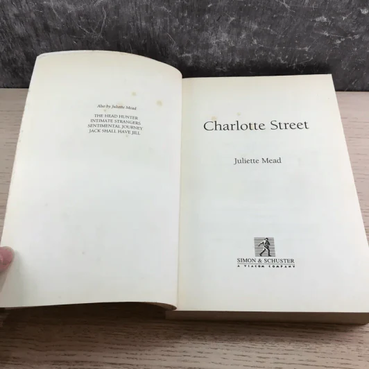 Juliette Mead - Charlotte Street รูปที่ 6