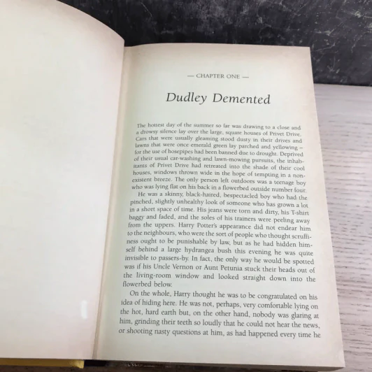 Harry Potter and the Order of the Phoenix - J.K.Rowling รูปที่ 9