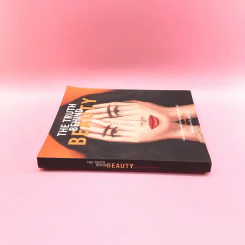 The Truth Behind Beauty - พ.ญ.เจนจิรา ชัยชโลทรกุล รูปที่ 3