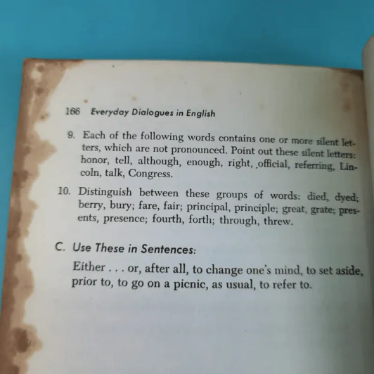 Everyday Dialogues in English - Robert J. Dixson รูปที่ 16