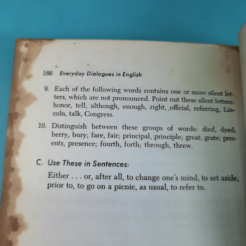 Everyday Dialogues in English - Robert J. Dixson รูปที่ 16