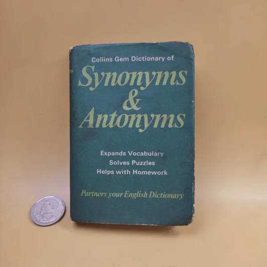 Collins Gem Dictionary of Synonyms & Antonyms รูปที่ 1