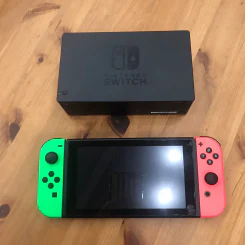 เครื่อง Nintendo Switch + 4 จอย + 3 เกม + กระเป๋า (มือสองเล่นได้ปกติ) รูปที่ 22