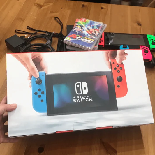 เครื่อง Nintendo Switch + 4 จอย + 3 เกม + กระเป๋า (มือสองเล่นได้ปกติ) รูปที่ 65
