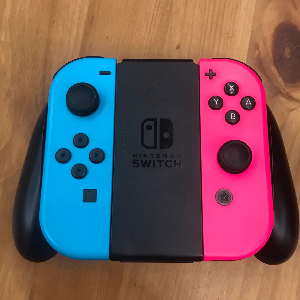 เครื่อง Nintendo Switch + 4 จอย + 3 เกม + กระเป๋า (มือสองเล่นได้ปกติ) รูปที่ 40