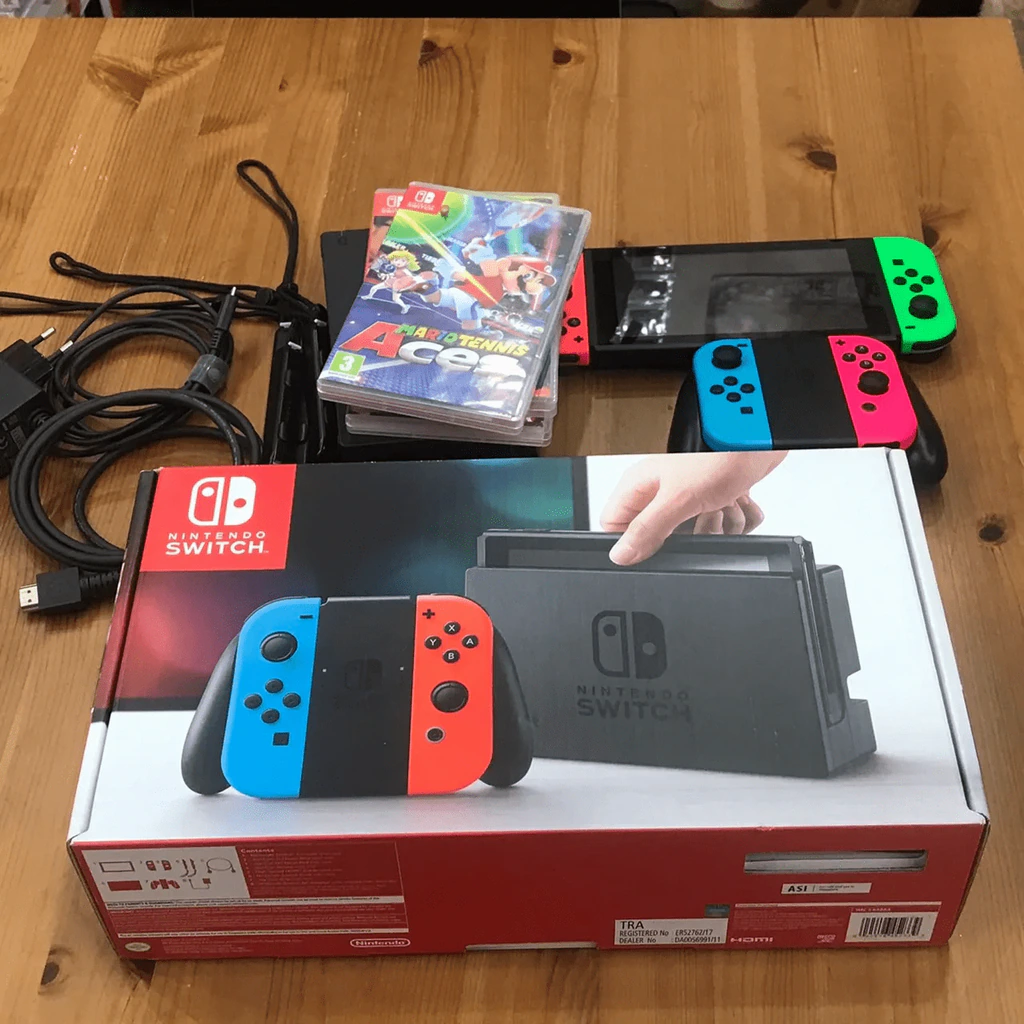เครื่อง Nintendo Switch + 4 จอย + 3 เกม + กระเป๋า (มือสองเล่นได้ปกติ) รูปที่ 61
